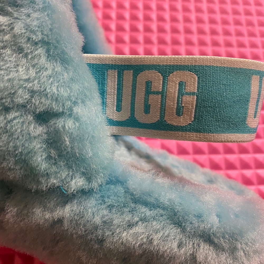 Uggs fluff yeah